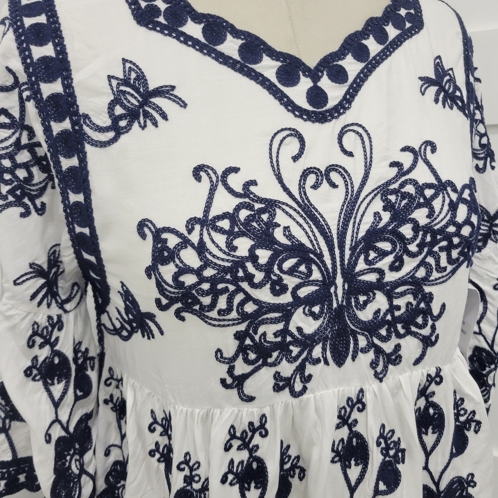 Kindred Women's Embroidered Boho Hippie White Navy Blouse Size S - Picture 3 of 11